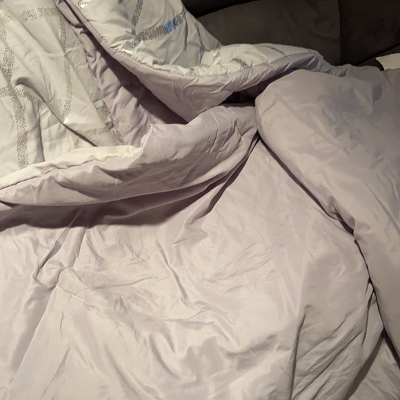 Twin XL bed bedding comforter with Sham grey & silver College Dorm size bed - Picture 7 of 9
